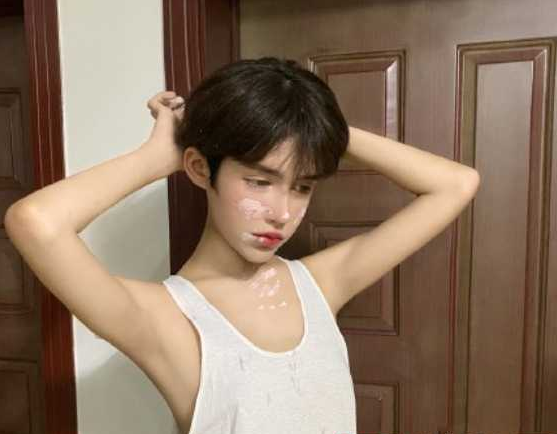 抖音糖果君三人行视频在哪里观看？