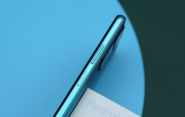 一,视频实测二,具体详情1,外观redmi note  11主机身采用较为常见的双