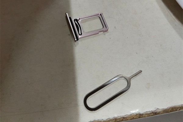 美版iPhone13是单卡还是双卡