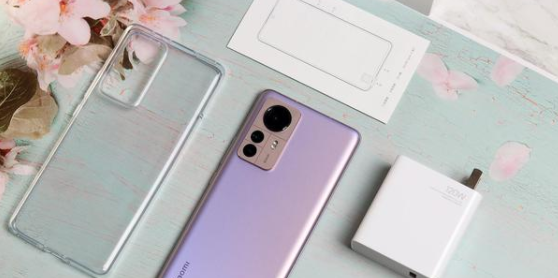 小米12pro有几个扬声器