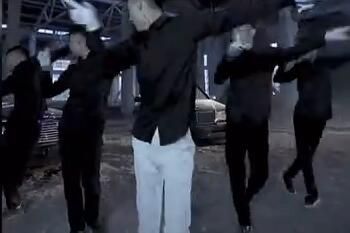 好摇不挑曲是什么梗