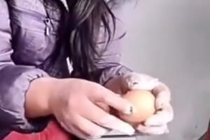 解锁敲鸡蛋新技能是什么梗