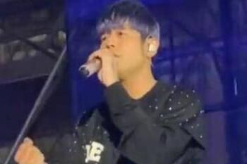 一万的票隔壁唱了九千八是什么意思