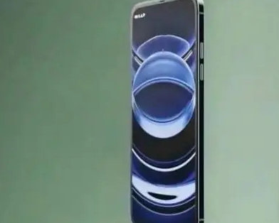 redmik60ultra屏幕大概多大的