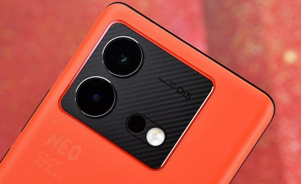 iQOONeo8Pro和vivoS17Pro哪款更好