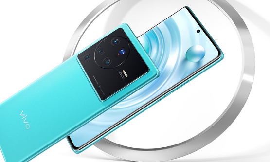 vivox100pro+采用哪种镜头打造