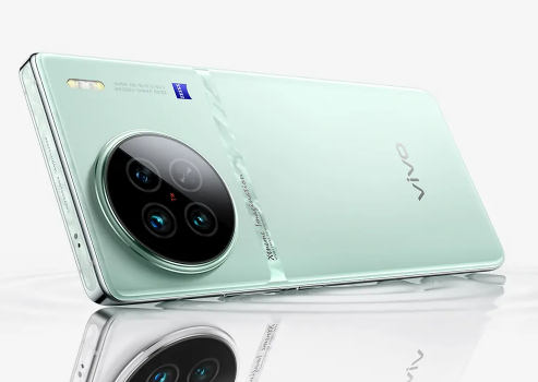 vivoX100采用哪种镜头打造