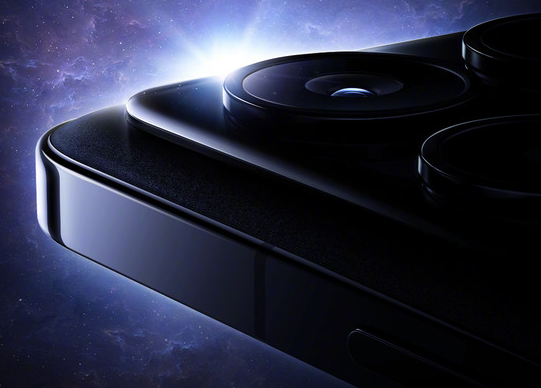 RedmiK70Pro是否使用的金属边框