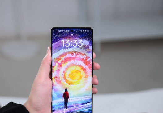 真我gt5pro充满电大概要多久