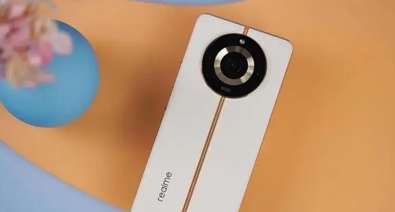 真我12pro+预计什么时候开始发售