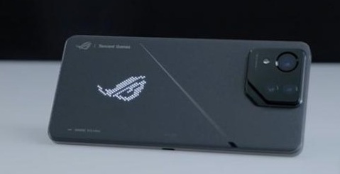 华硕ROG8玩游戏怎么样