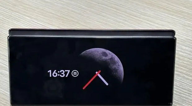 vivoXFold3Pro有没有静音按键