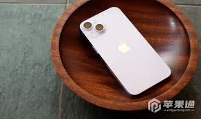 如何熄灭iphone14pro屏幕