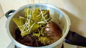 三国杀咸蛋黄肉粽制作方法