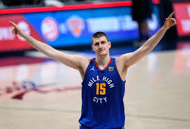 NBA篮球大师尼古拉·约基奇怎么玩