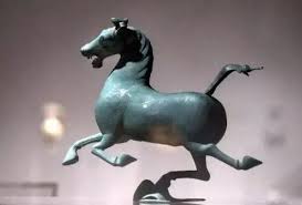 如何通过支付领取宝马踏飞燕皮肤